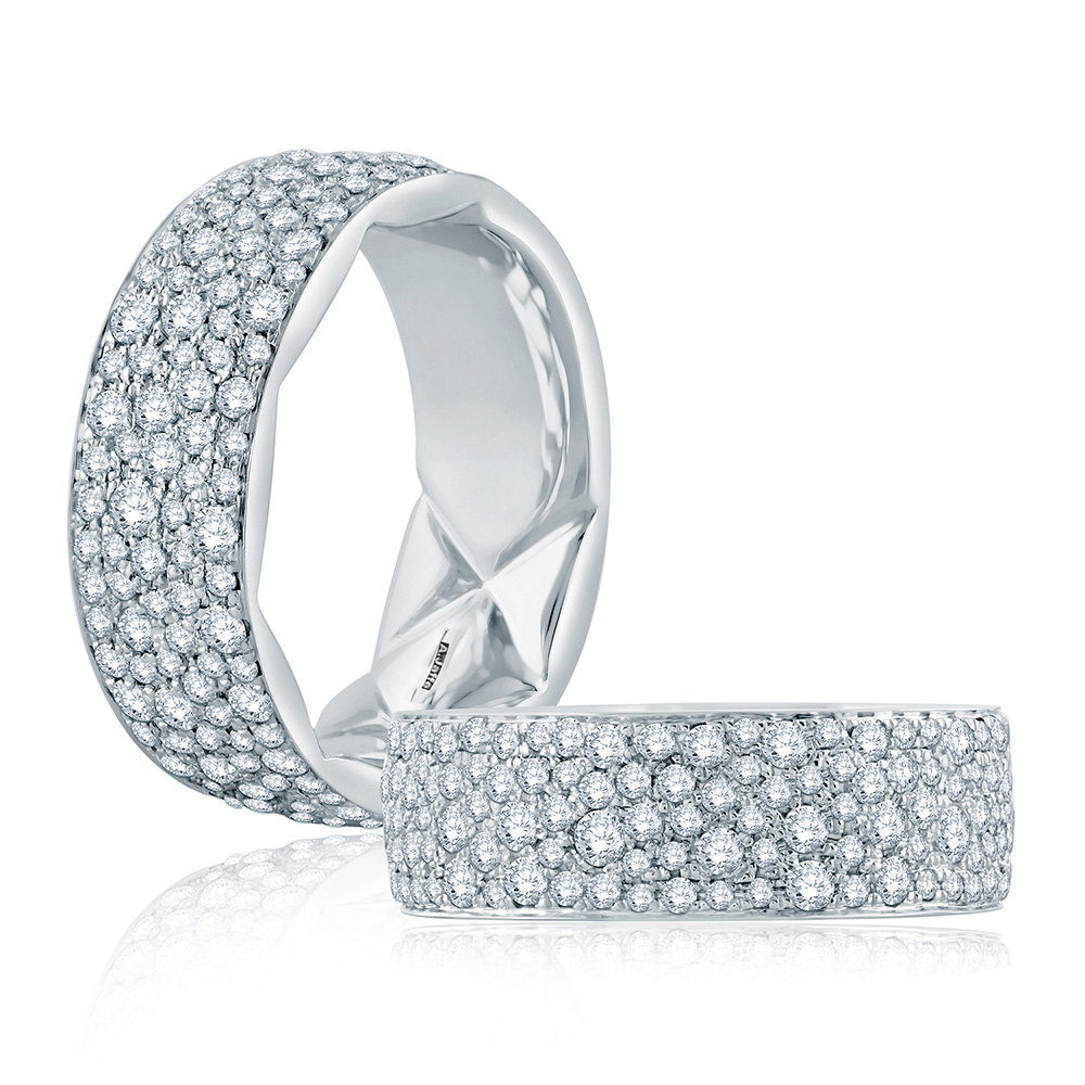 A.JAFFE 18 Karat Classic Diamond Wedding / Anniversary Ring WR1064Q